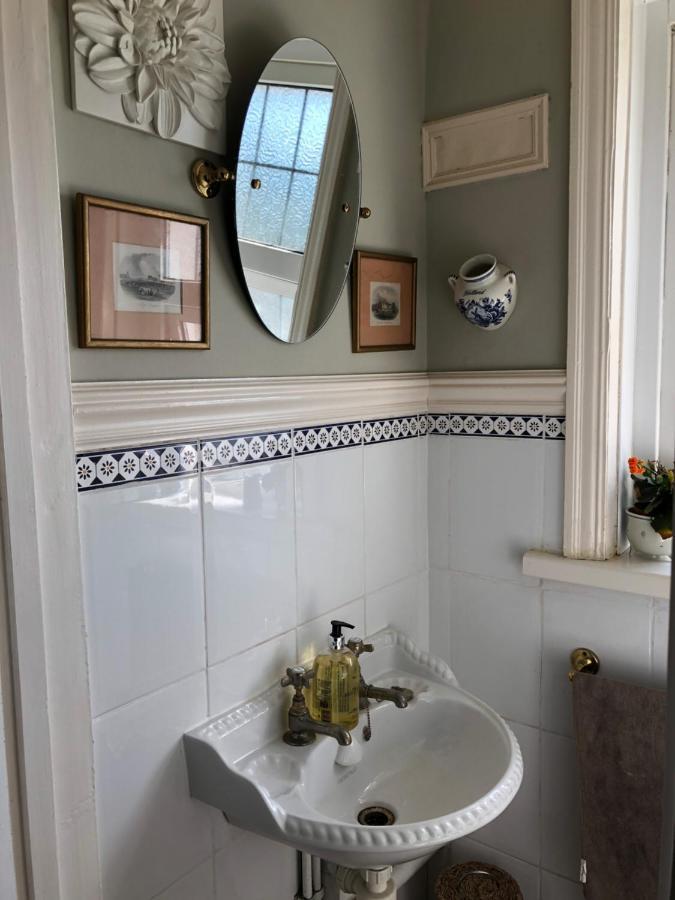 Wynberg House Bed & Breakfast Swansea Eksteriør billede